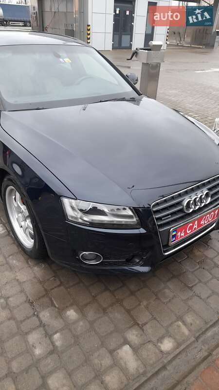Лифтбек Audi A5 2010 в Львове
