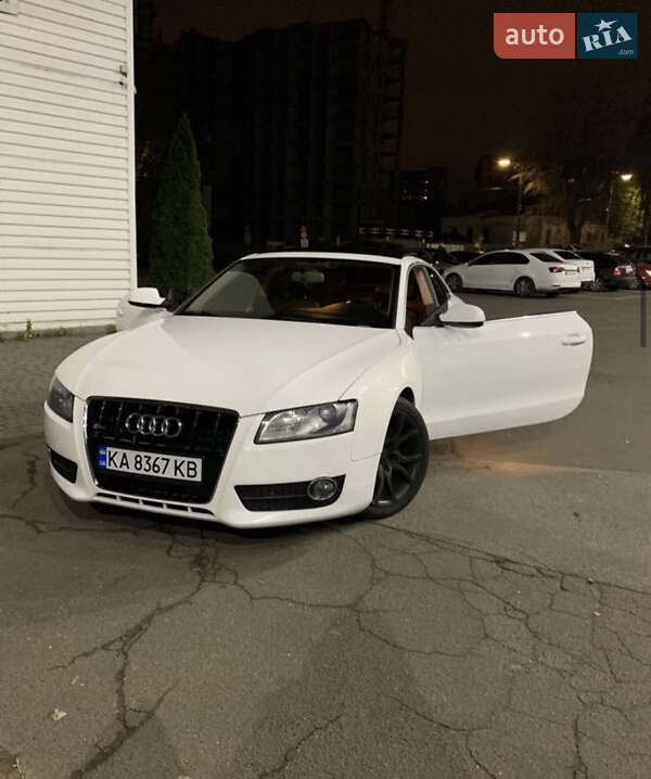 Купе Audi A5 2009 в Києві