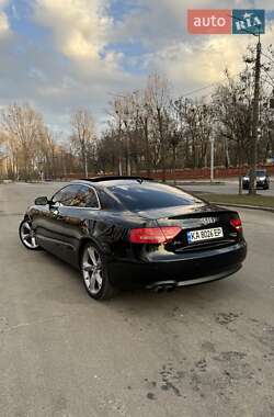 Купе Audi A5 2011 в 