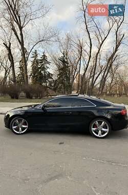 Купе Audi A5 2011 в 