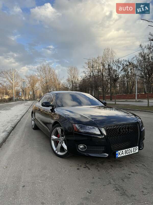 Купе Audi A5 2011 в Киеве