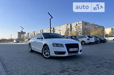 Купе Audi A5 2011 в Львове