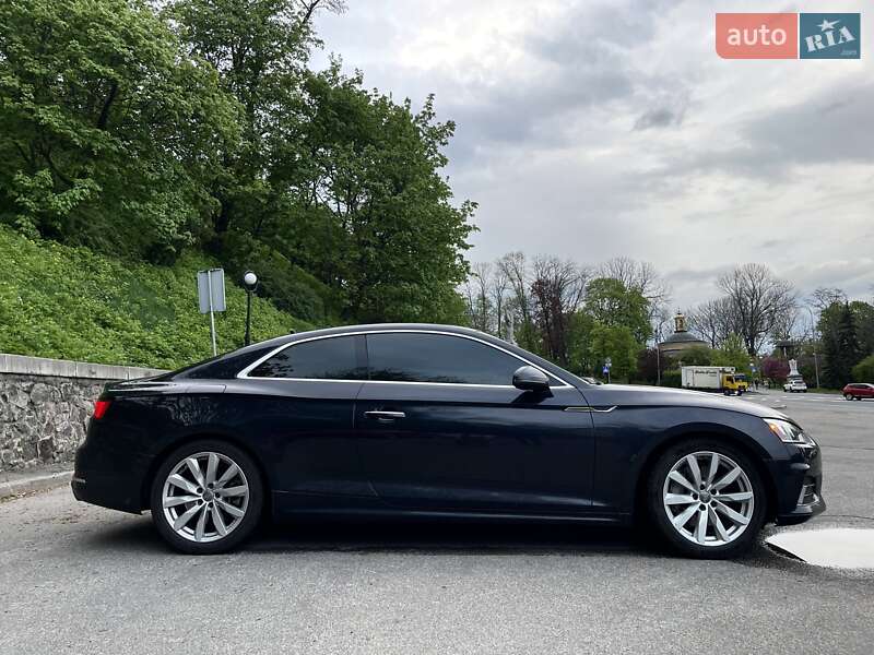 Купе Audi A5 2017 в Киеве