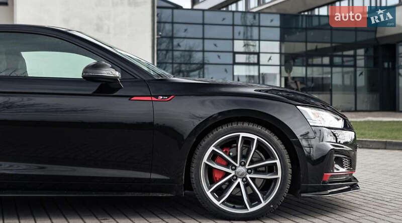 Купе Audi A5 2017 в Киеве
