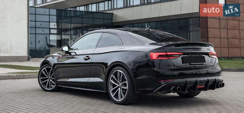 Купе Audi A5 2017 в Киеве