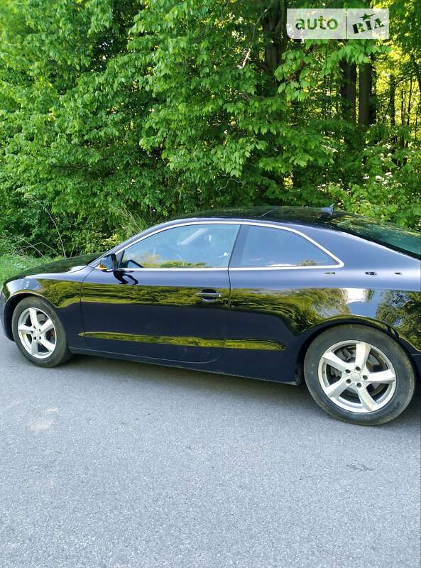 Купе Audi A5 2010 в Стрые