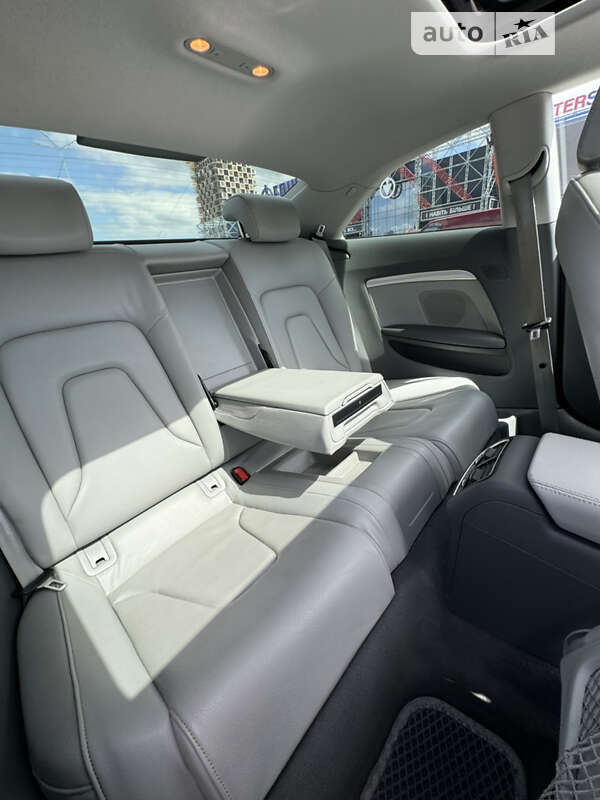 Купе Audi A5 2012 в Киеве