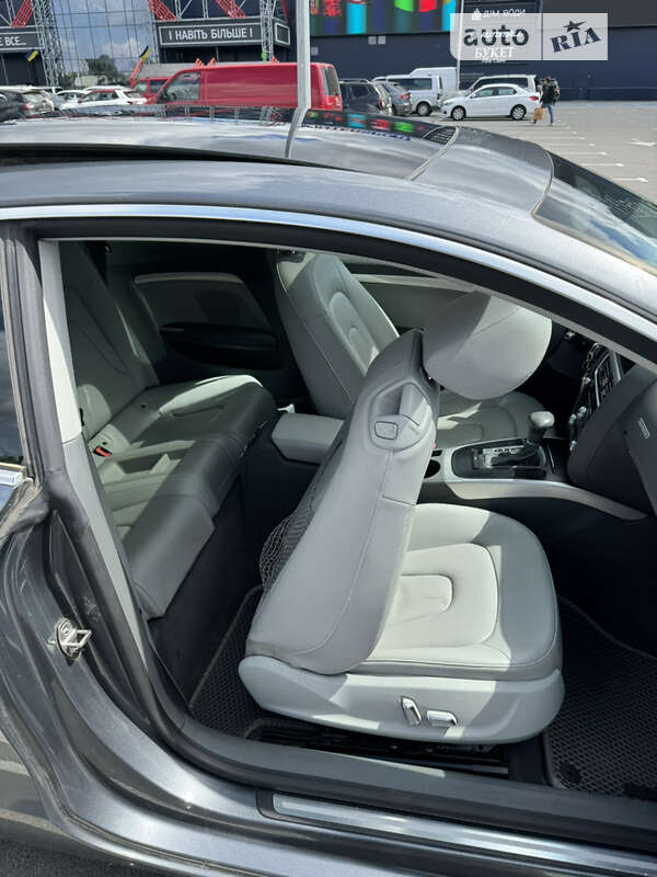 Купе Audi A5 2012 в Киеве