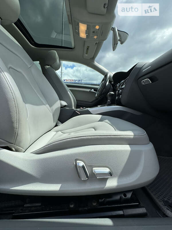 Купе Audi A5 2012 в Киеве