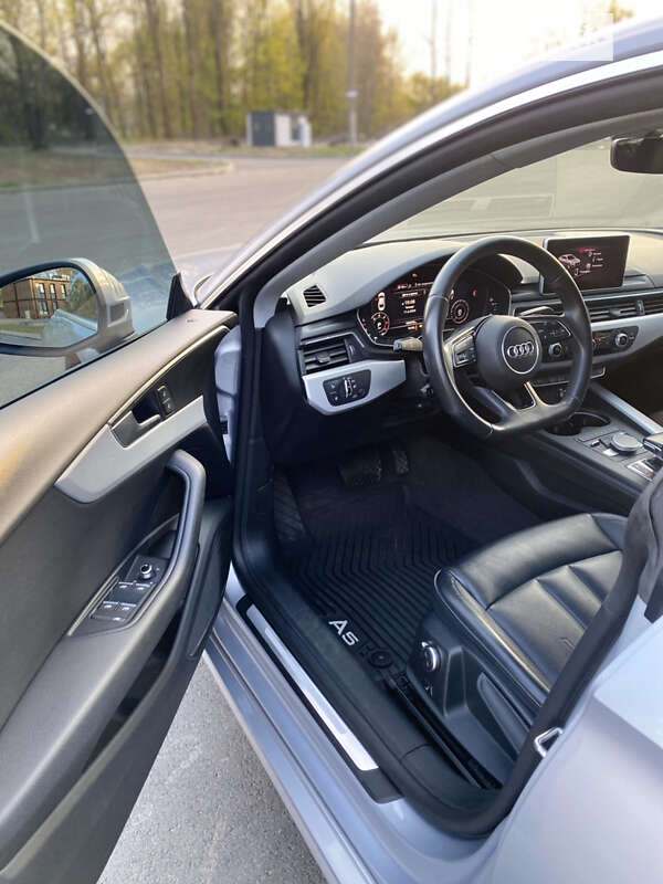 Купе Audi A5 2017 в Киеве фото 17 Купе Audi A5 2017 в Киеве