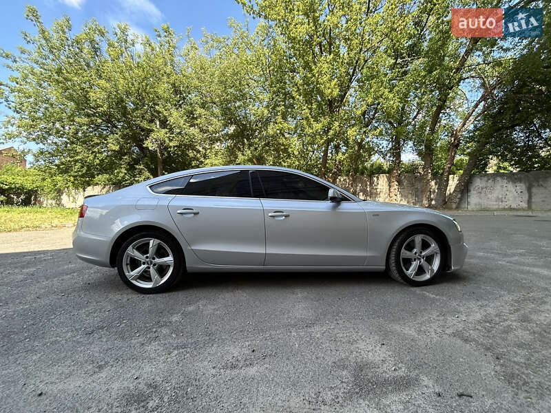 Купе Audi A5 2013 в Києві