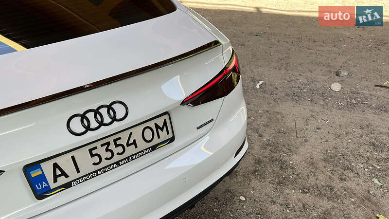 Купе Audi A5 2017 в Киеве