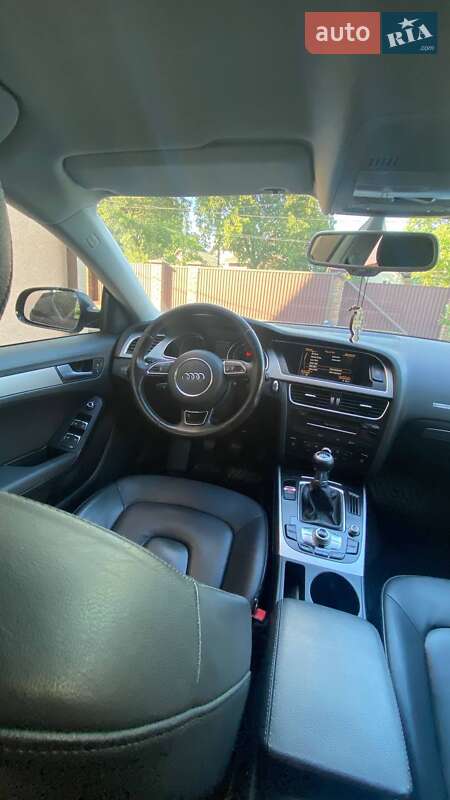 Купе Audi A5 2013 в Чернівцях