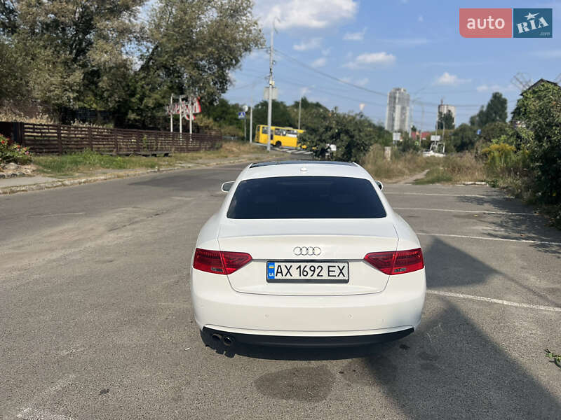 Купе Audi A5 2014 в Киеве
