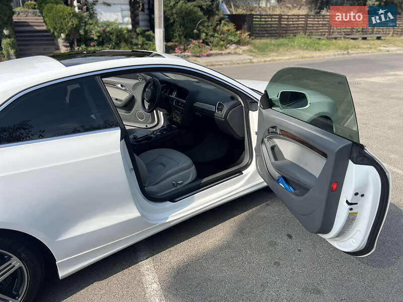 Купе Audi A5 2014 в Киеве