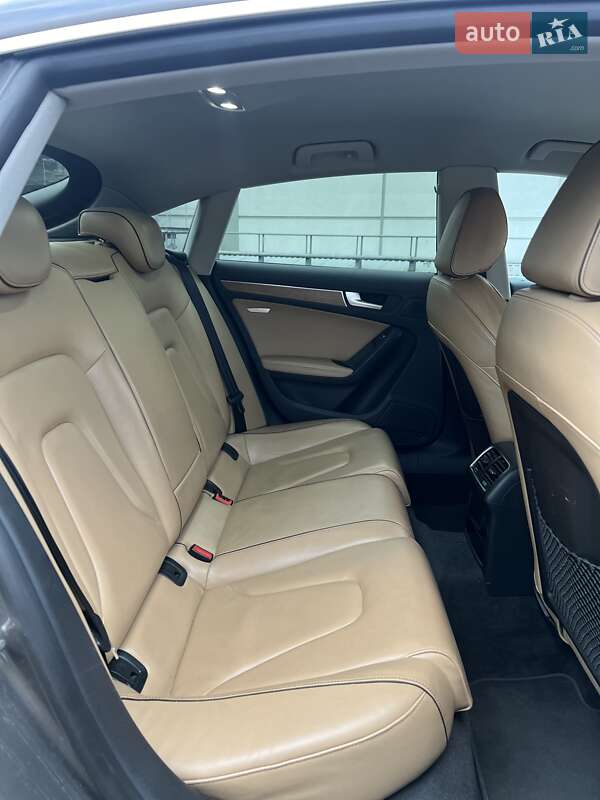 Купе Audi A5 2012 в Києві