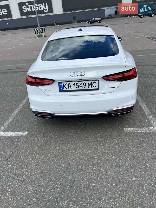 Лифтбек Audi A5 2022 в Киеве