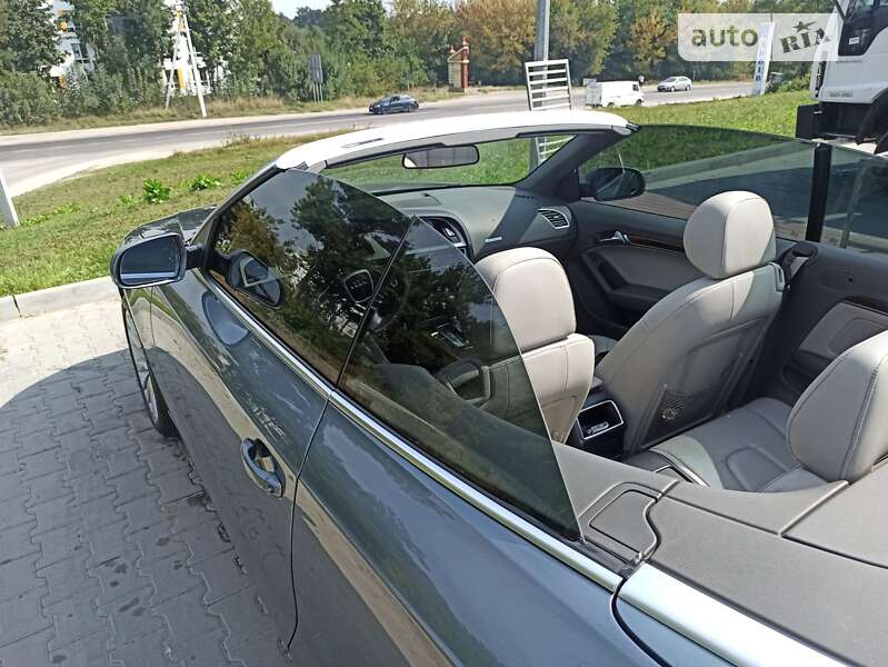 Кабріолет Audi A5 2011 в Львові