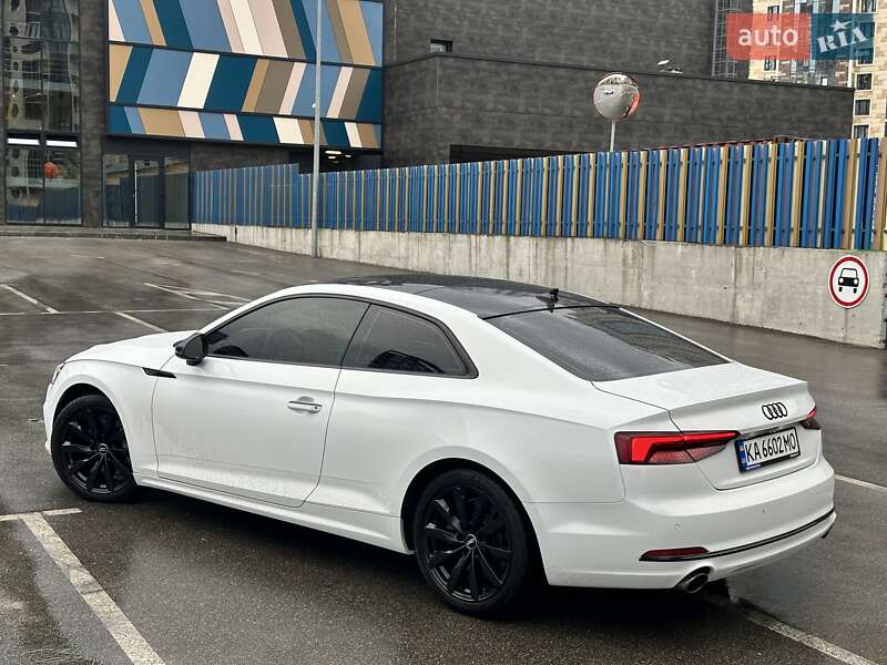 Купе Audi A5 2018 в Киеве