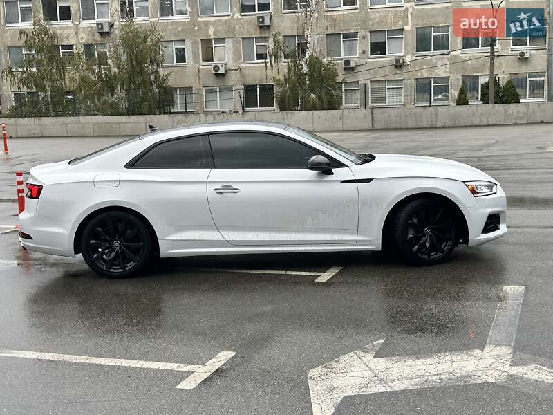 Купе Audi A5 2018 в Киеве