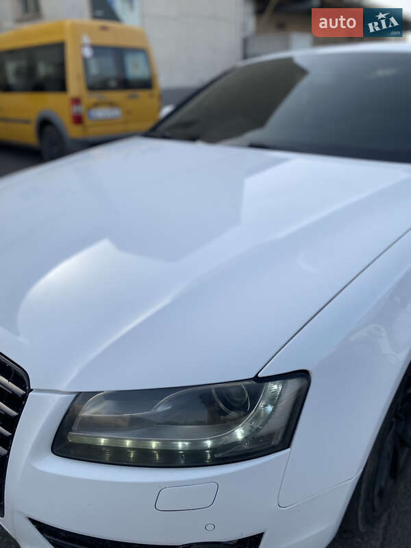 Купе Audi A5 2011 в Кривом Роге
