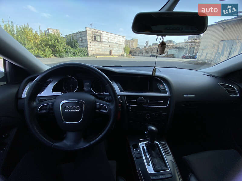 Купе Audi A5 2011 в Кривом Роге