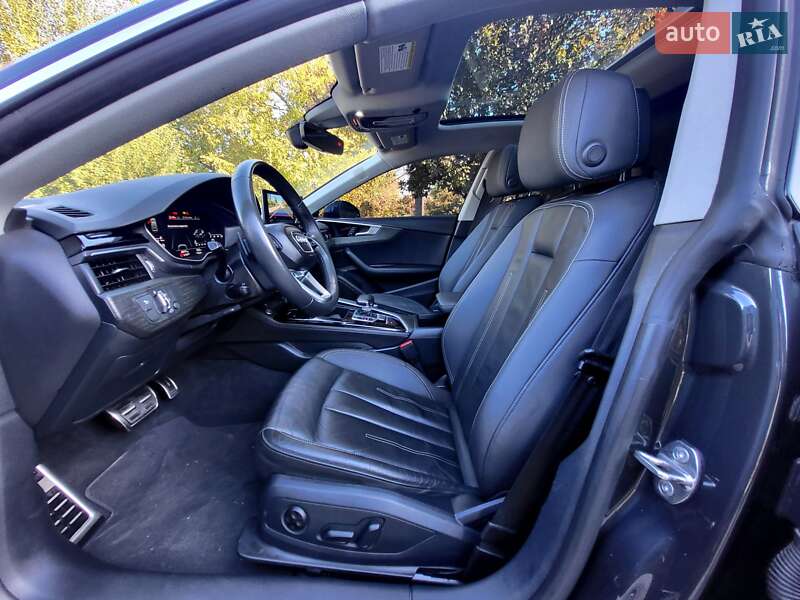Лифтбек Audi A5 2021 в Запорожье