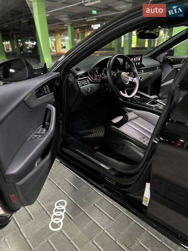 Лифтбек Audi A5 2022 в Киеве