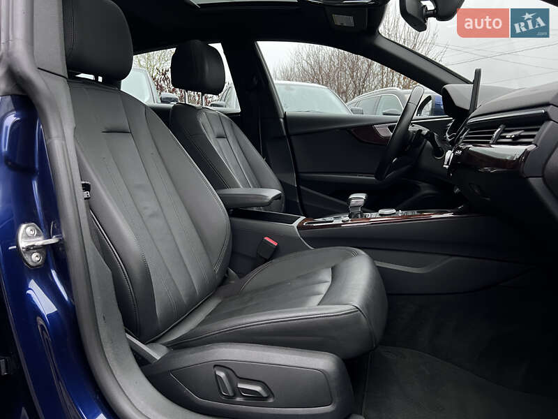 Купе Audi A5 2019 в Нововолынске