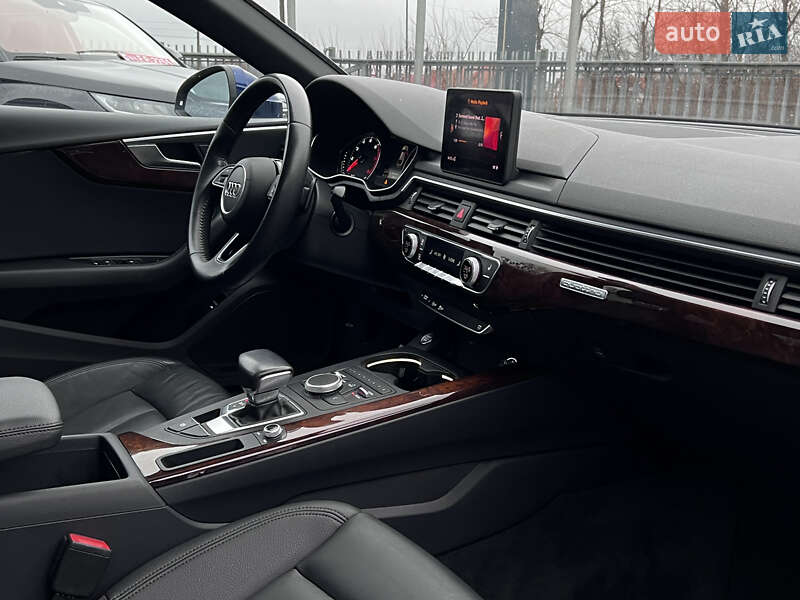 Купе Audi A5 2019 в Нововолынске