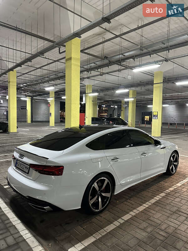 Лифтбек Audi A5 2022 в Киеве