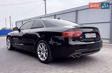 Купе Audi A5 2011 в 