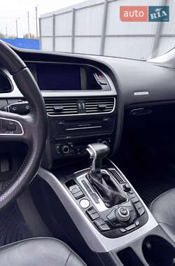 Купе Audi A5 2011 в 