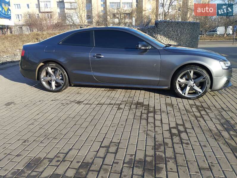 Купе Audi A5 2012 в Ивано-Франковске