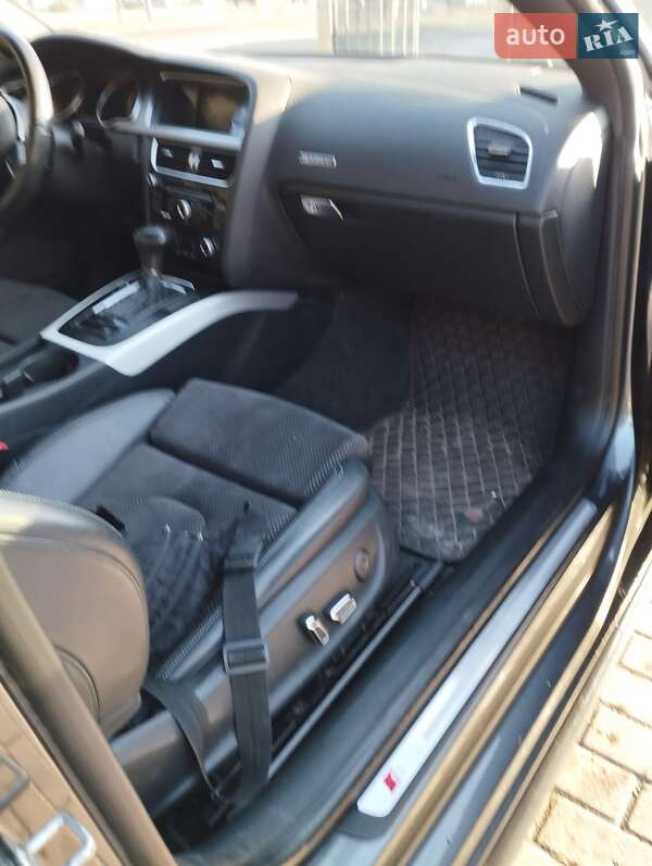 Купе Audi A5 2012 в Ивано-Франковске