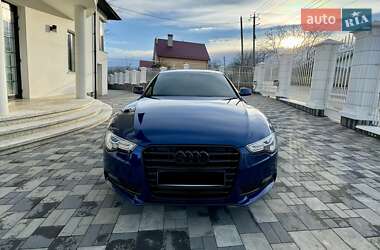 Купе Audi A5 2012 в Чернівцях