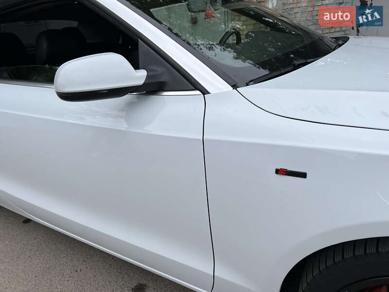 Кабриолет Audi A5 2012 в Житомире