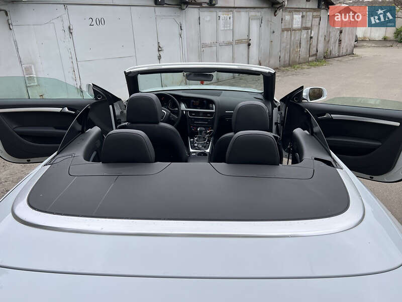 Кабриолет Audi A5 2012 в Житомире
