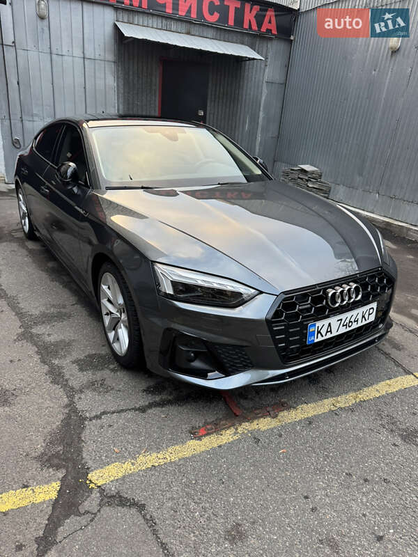 Лифтбек Audi A5 2023 в Киеве