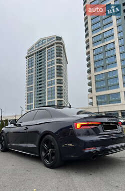 Купе Audi A5 2017 в 