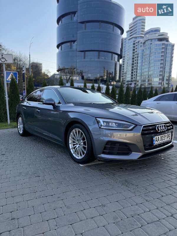 Купе Audi A5 2018 в Киеве