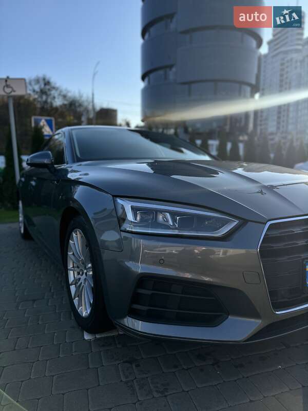 Купе Audi A5 2018 в Киеве