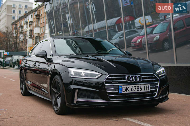 Купе Audi A5 2018 в Киеве