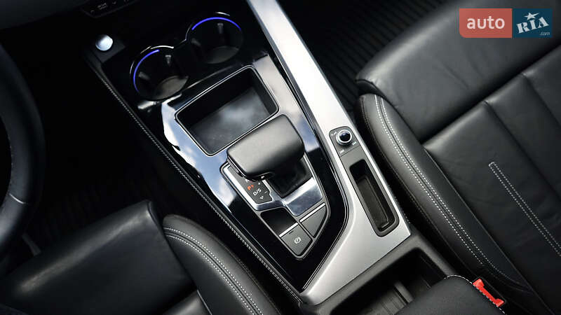 Лифтбек Audi A5 2023 в Львове