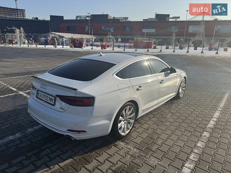 Купе Audi A5 2017 в Киеве