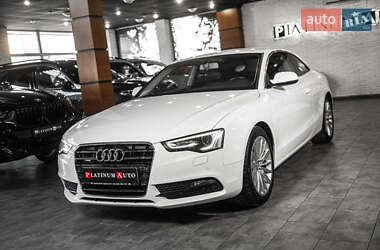 Купе Audi A5 2011 в 