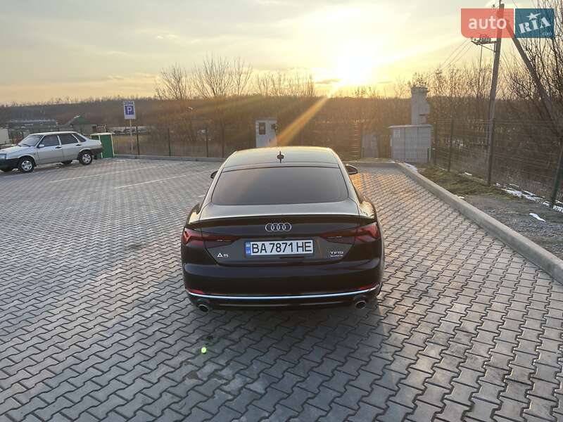 Купе Audi A5 2018 в Первомайську
