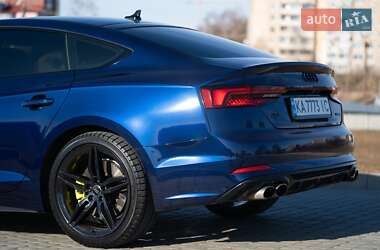 Ліфтбек Audi A5 2019 в 