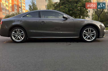 Купе Audi A5 2013 в 