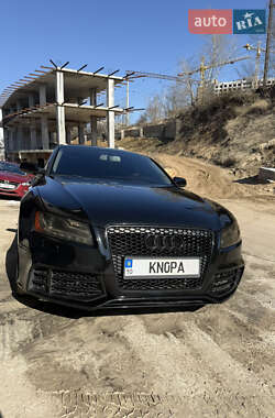 Купе Audi A5 2011 в 